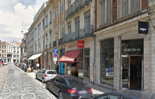 Rue commerçante au centre de Lille
