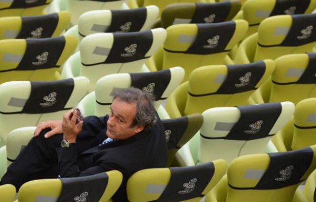 Michel Platini, au terme du match de l'Euro Espagne-Italie à l'Arena de Gdansk le 10 juin 2012. Michel Platini, au terme du match de l'Euro Espagne-Italie à l'Arena de Gdansk le 10 juin 2012.
