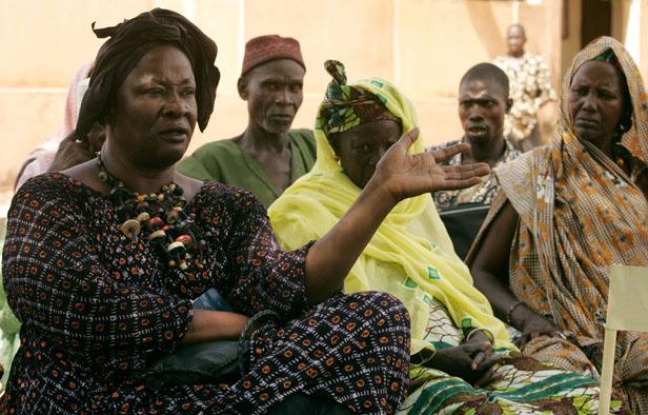 Aminata Traoré à Didieni au Mali le 2 octobre 2006. Aminata Traoré à Didieni au Mali le 2 octobre 2006.