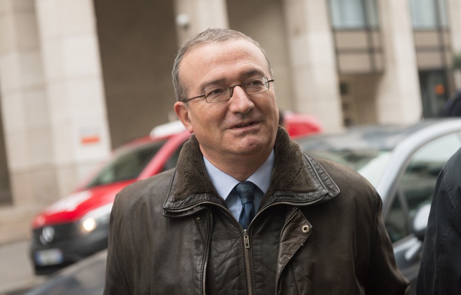 Le député-maire de Crest (Drôme) Hervé Mariton, le 14 décembre 2015 à Paris. Le député-maire de Crest (Drôme) Hervé Mariton, le 14 décembre 2015 à Paris.