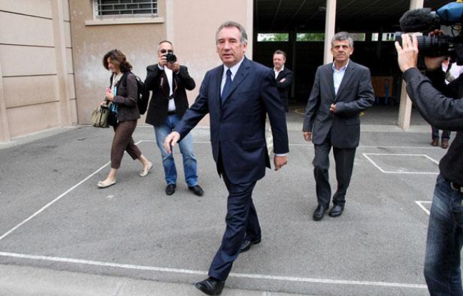 François Bayrou à Pau le 17 juin 2012. François Bayrou à Pau le 17 juin 2012.