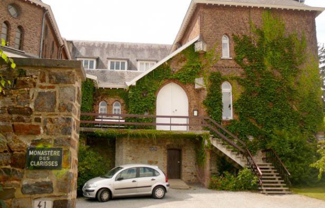 Le monastère des Clarisses à Malonne le 22 août 2012 où Michèle Martin, l'ex-femme de Marc Dutroux doit être accueillie à sa sortie de prison. Le monastère des Clarisses à Malonne le 22 août 2012 où Michèle Martin, l'ex-femme de Marc Dutroux doit être accueillie à sa sortie de prison.