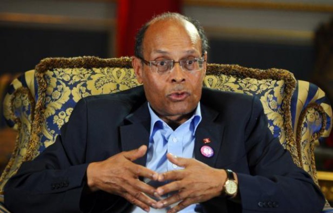 Le président tunisien Moncef Marzouki effectue à partir de mardi une visite en France à haute portée symbolique destinée à lever une bonne fois pour toutes le malentendu créé par le soutien de Paris à l'ancien régime du président Ben Ali jusqu'au lendemain de la révolution. Le président tunisien Moncef Marzouki effectue à partir de mardi une visite en France à haute portée symbolique destinée à lever une bonne fois pour toutes le malentendu créé par le soutien de Paris à l'ancien régime du président Ben Ali jusqu'au lendemain de la révolution.