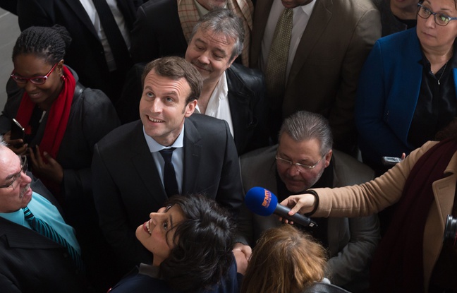 Emmanuel Macron à Bobigny le 11 janvier 2016. Emmanuel Macron à Bobigny le 11 janvier 2016.