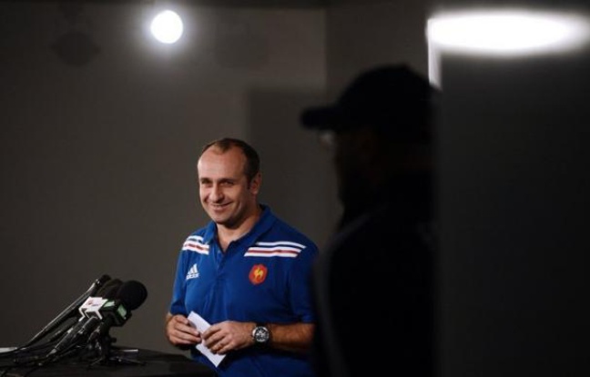 Le manageur du XV de France Philippe Saint-André a convoqué quatre joueurs, le centre Gaël Fickou, l'arrière ou ailier Benjamin Fall, le 3e ligne Pierrick Gunther et le 2e ligne Sébastien Vahaamahina, pour préparer la réception des îles Samoa samedi au Stade de France. Le manageur du XV de France Philippe Saint-André a convoqué quatre joueurs, le centre Gaël Fickou, l'arrière ou ailier Benjamin Fall, le 3e ligne Pierrick Gunther et le 2e ligne Sébastien Vahaamahina, pour préparer la réception des îles Samoa samedi au Stade de France.