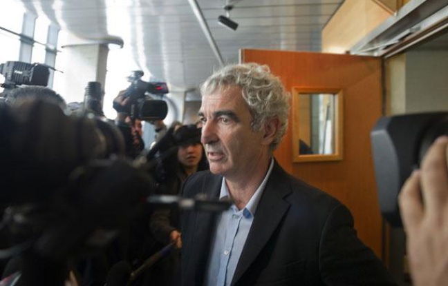 Raymond Domenech. Raymond Domenech.