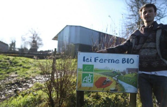 François Hamel, producteur de lait bio à Bernières-le-Patry en Normandie, le 19 février 2016 François Hamel, producteur de lait bio à Bernières-le-Patry en Normandie, le 19 février 2016