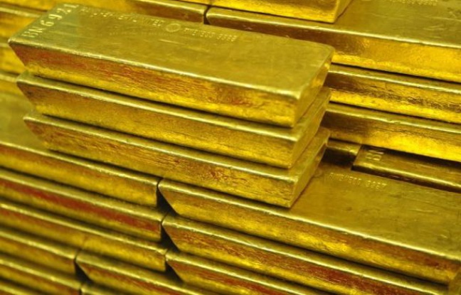 Un trésor de 200.000 euros, composé de cinq lingots d'or et de bijoux, a été découvert par la police vendredi à Bordeaux dans la cave d'un immeuble régulièrement occupé et visité, a-t-on appris samedi auprès de Fabien Robert, adjoint au maire de la ville Un trésor de 200.000 euros, composé de cinq lingots d'or et de bijoux, a été découvert par la police vendredi à Bordeaux dans la cave d'un immeuble régulièrement occupé et visité, a-t-on appris samedi auprès de Fabien Robert, adjoint au maire de la ville