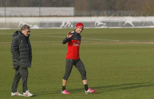 Le joueur du PSG, David Beckham, lors de ses débuts à l'entraînement avec le PSG, le 13 février 2013. Le joueur du PSG, David Beckham, lors de ses débuts à l'entraînement avec le PSG, le 13 février 2013.