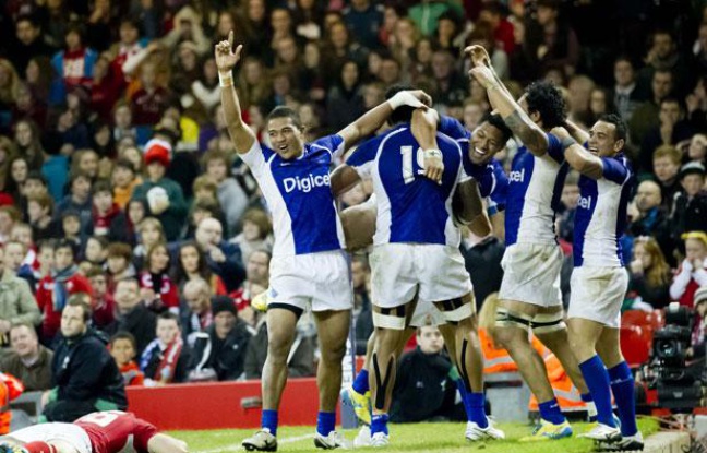Les Samoa, victorieux du Pays de Galles à Cardiff, le 16 novembre 2012. Les Samoa, victorieux du Pays de Galles à Cardiff, le 16 novembre 2012.