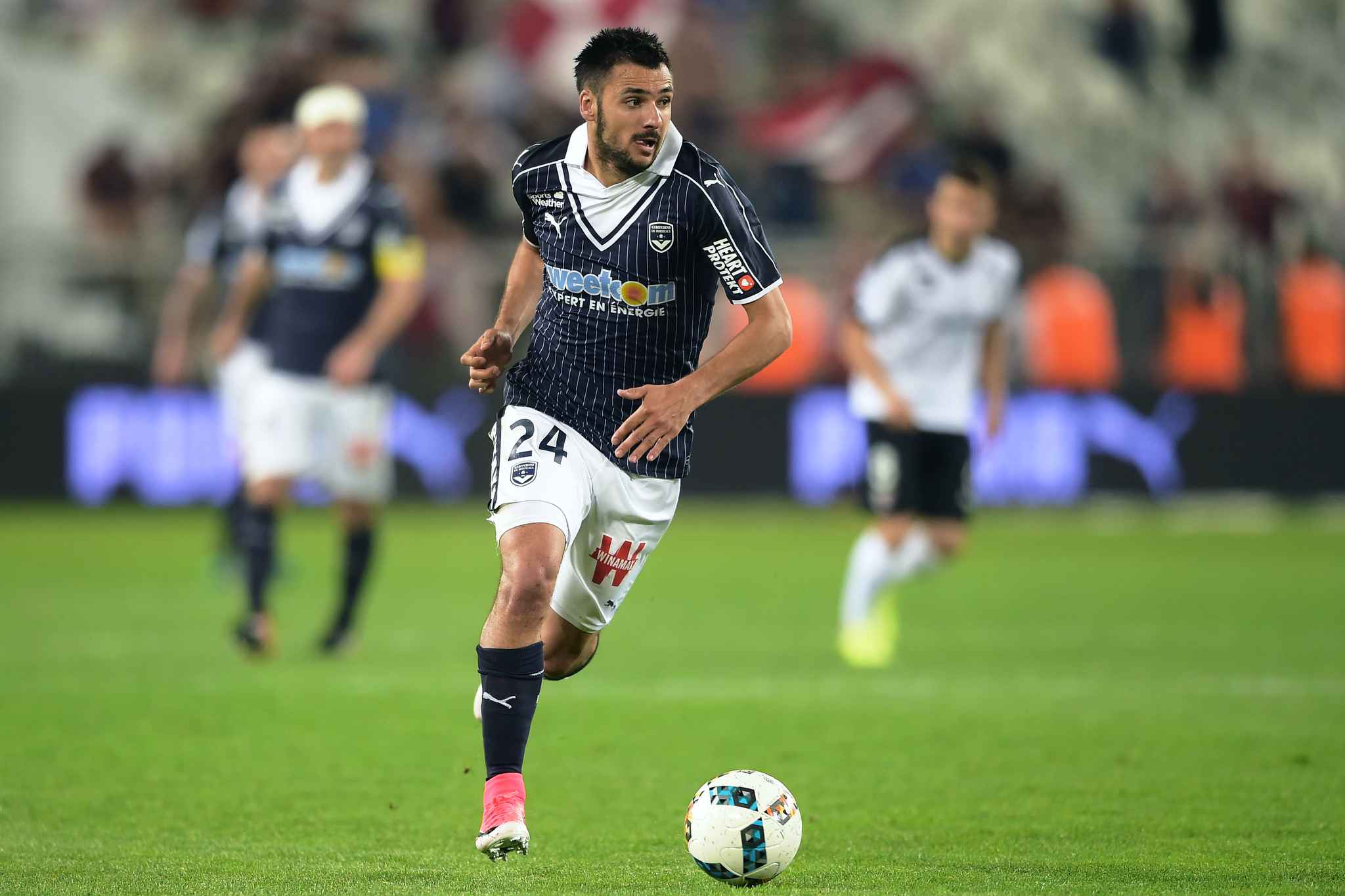 Ligue 1 : Bordeaux dépasse Lyon, Lorient fait le show