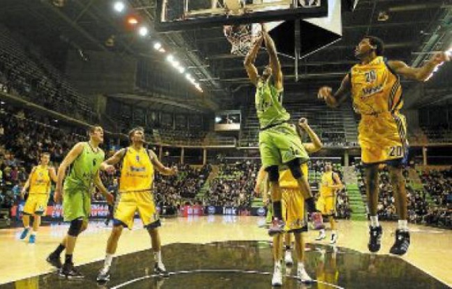 Les basketteurs de l'Asvel continueront de jouer à l'Astroballe ces prochaines années. Les basketteurs de l'Asvel continueront de jouer à l'Astroballe ces prochaines années.