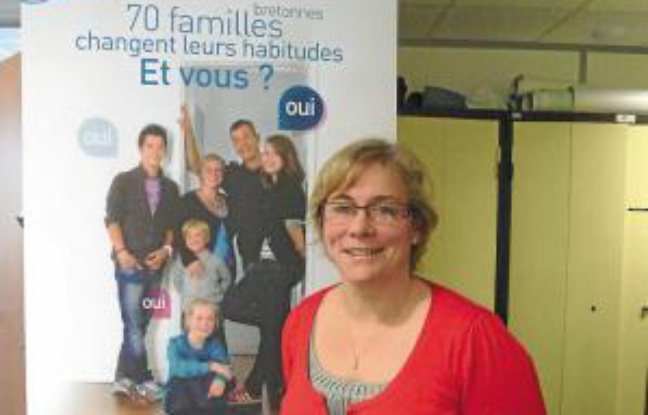 Catherine lave son linge à faible température, pour économiser. Catherine lave son linge à faible température, pour économiser.
