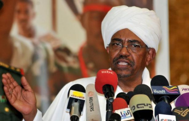 Près d'un millier de personnes ont été arrêtées vendredi en marge des manifestations contre la hausse des prix et le président Omar el-Béchir, soit autant que sur l'ensemble des deux premières semaines du mouvement, a affirmé samedi une organisation de militants. Près d'un millier de personnes ont été arrêtées vendredi en marge des manifestations contre la hausse des prix et le président Omar el-Béchir, soit autant que sur l'ensemble des deux premières semaines du mouvement, a affirmé samedi une organisation de militants.