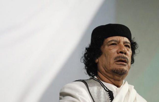 L'ex-leader libyen, Mouammar Kadhafi, à Rome, le 30 août 2010. L'ex-leader libyen, Mouammar Kadhafi, à Rome, le 30 août 2010.