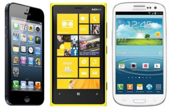 De gauche à droite: l'iPhone 5 d'Apple, le Lumia 920 de Nokia et le Galaxy S III de Samsung. De gauche à droite: l'iPhone 5 d'Apple, le Lumia 920 de Nokia et le Galaxy S III de Samsung.