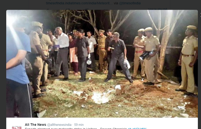 Capture d'écran d'un tweet montrant le cratère formé par l'explosion dans la région de Vellore en Inde. Capture d'écran d'un tweet montrant le cratère formé par l'explosion dans la région de Vellore en Inde.