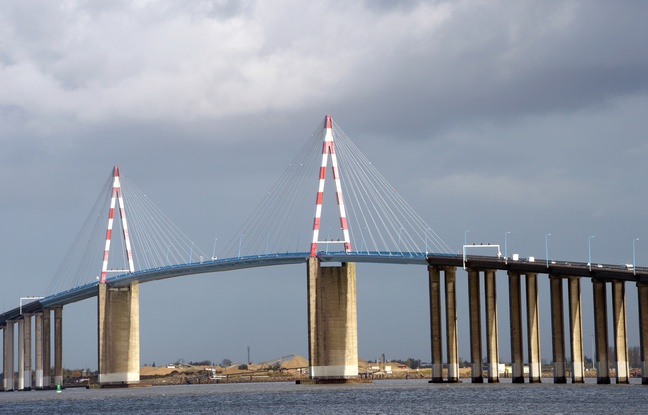 Le pont de Saint-Nazaire. Le pont de Saint-Nazaire.