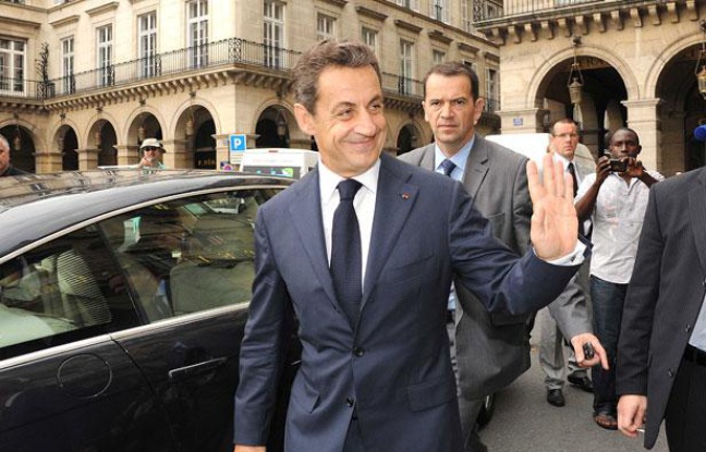 Nicolas Sarkozy à Paris, le 28 juin 2012. Nicolas Sarkozy à Paris, le 28 juin 2012.