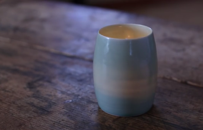 Un artisan américain transforme les cendres de défunts en poteries