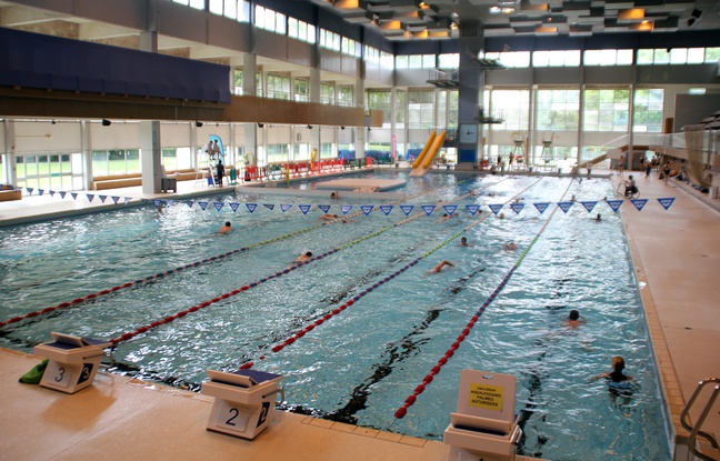La piscine de Bréquigny à Rennes. La piscine de Bréquigny à Rennes.