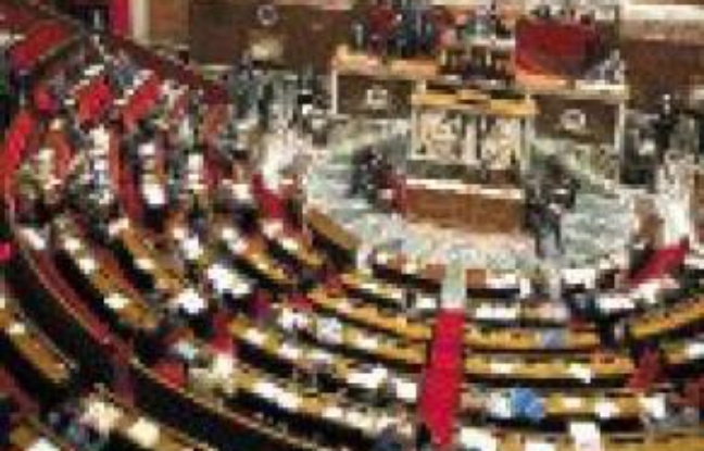 L'Assemblée compte peu de femmes. L'Assemblée compte peu de femmes.