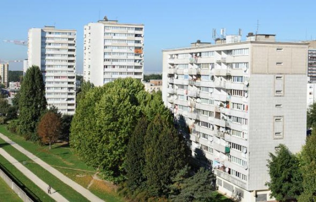 Des immeubles d'habitation de Clichy-sous-Bois, le 11 octobre 2010. Des immeubles d'habitation de Clichy-sous-Bois, le 11 octobre 2010.