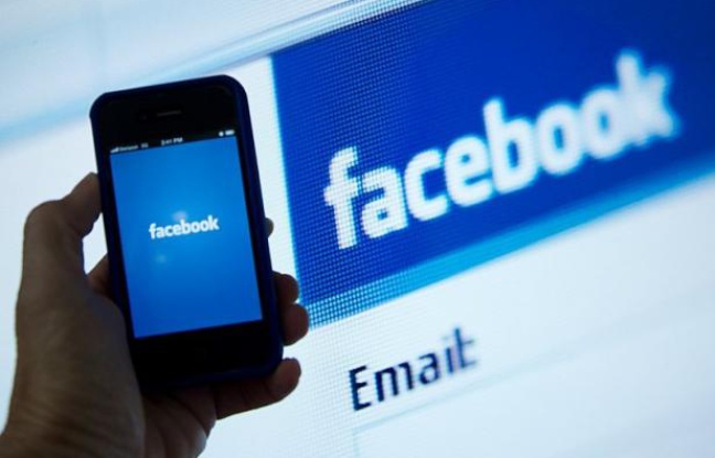 Deux élèves de seconde du prestigieux lycée Lakanal de Sceaux (Hauts-de-Seine) ont été renvoyés de l'établissement de manière définitive, pour avoir insulté leurs professeurs sur Facebook. Deux élèves de seconde du prestigieux lycée Lakanal de Sceaux (Hauts-de-Seine) ont été renvoyés de l'établissement de manière définitive, pour avoir insulté leurs professeurs sur Facebook.