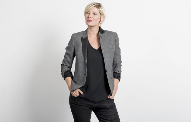 Maïtena Biraben prend les commandes du Grand Journal le 7 septembre 2015 Maïtena Biraben prend les commandes du Grand Journal le 7 septembre 2015