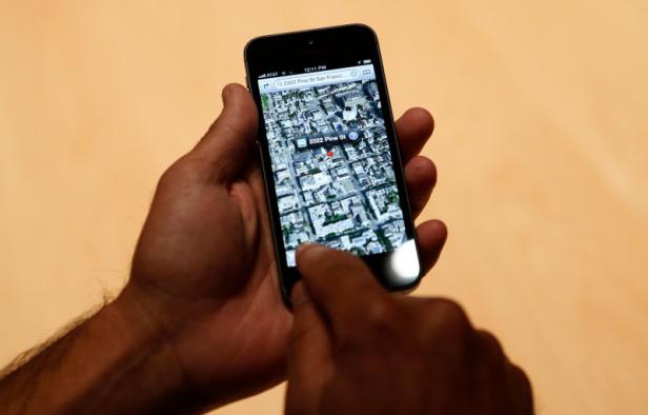 L'iPhone 5, sous iOS 6, propose un système de cartographie maison. L'iPhone 5, sous iOS 6, propose un système de cartographie maison.
