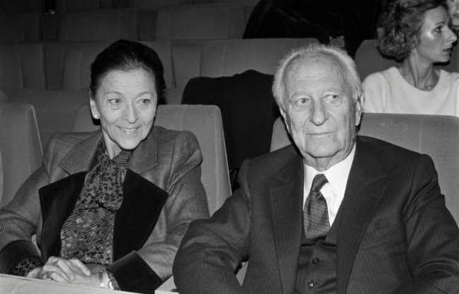 Edmonde Charles-Roux et Gaston Defferre le 8 novembre 1984 à Paris Edmonde Charles-Roux et Gaston Defferre le 8 novembre 1984 à Paris