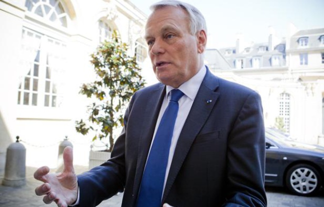 Le 25 avril 2013. Jean-Marc Ayrault en interview a Matignon Le 25 avril 2013. Jean-Marc Ayrault en interview a Matignon