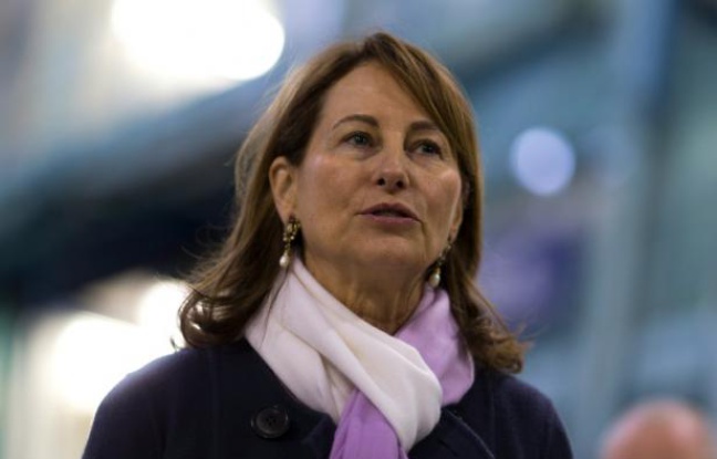 La ministre de l'Ecologie Ségolène Royal aux Mureaux, le 5 février 2016 La ministre de l'Ecologie Ségolène Royal aux Mureaux, le 5 février 2016