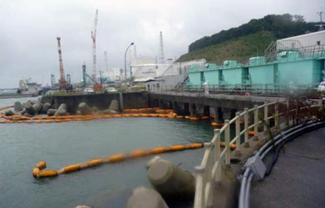L'autorité japonaise de régulation nucléaire a exigé lundi que la compagnie gérante de la centrale accidentée de Fukushima fasse preuve de prudence pour les lourdes tâches à venir, dont le retrait de combustible usé de la piscine de désactivation du réacteur n°4. L'autorité japonaise de régulation nucléaire a exigé lundi que la compagnie gérante de la centrale accidentée de Fukushima fasse preuve de prudence pour les lourdes tâches à venir, dont le retrait de combustible usé de la piscine de désactivation du réacteur n°4.