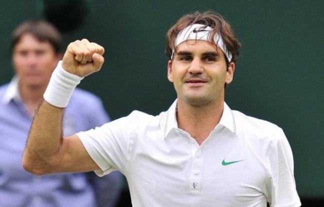 Roger Federer a ajouté un nouveau record à sa richissime collection en se qualifiant pour sa huitième finale de Wimbledon aux dépens du tenant du titre Novak Djokovic, dominé en quatre sets 6-3, 3-6, 6-4, 6-3 dans un choc qui n'a pas tenu toutes ses promesses. Roger Federer a ajouté un nouveau record à sa richissime collection en se qualifiant pour sa huitième finale de Wimbledon aux dépens du tenant du titre Novak Djokovic, dominé en quatre sets 6-3, 3-6, 6-4, 6-3 dans un choc qui n'a pas tenu toutes ses promesses.