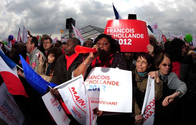 Des supporters de François Hollande à Vincennes, le 14 avril 2012. Des supporters de François Hollande à Vincennes, le 14 avril 2012.