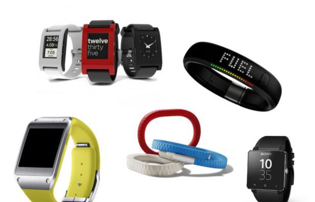 Plusieurs smartwatches et des bracelets pour mesurer son activité physique. Plusieurs smartwatches et des bracelets pour mesurer son activité physique.