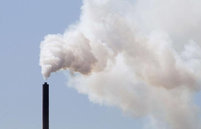 Illustration: Une cheminée d'usine en Australie. Illustration: Une cheminée d'usine en Australie.