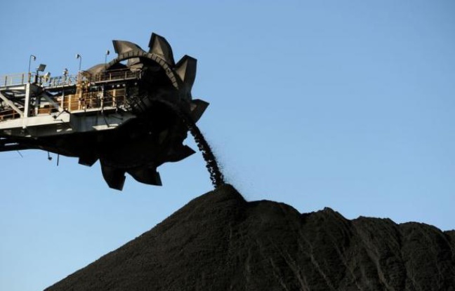 Le boum du secteur minier permet à l'Australie de résister à la morosité qui frappe nombre d'autres grands pays riches. Mais son impact sur l'environnement, terrestre et marin, suscite de plus en plus de critiques, l'Unesco s'inquiétant par exemple pour l'exceptionnelle Grande barrière de corail. Le boum du secteur minier permet à l'Australie de résister à la morosité qui frappe nombre d'autres grands pays riches. Mais son impact sur l'environnement, terrestre et marin, suscite de plus en plus de critiques, l'Unesco s'inquiétant par exemple pour l'exceptionnelle Grande barrière de corail.