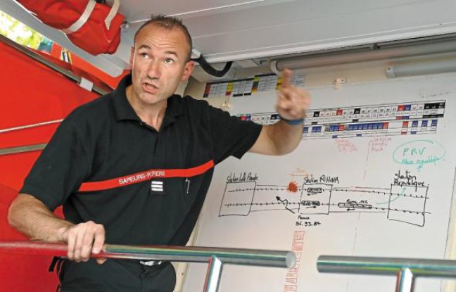 Schéma d'intervention pour les 75 pompiers mobilisés pour l'opération. Schéma d'intervention pour les 75 pompiers mobilisés pour l'opération.