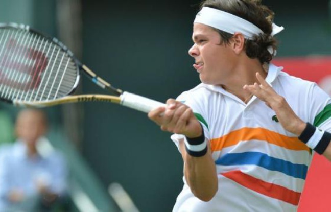 Le Canadien Milos Raonic, 15e mondial, a réalisé l'exploit d'éliminer samedi en demi-finales du tournoi ATP de Tokyo le Britannique Andy Murray, N.3 mondial, champion olympique et vainqueur de l'US Open, 6-3, 6/7 (5/7), 7-6 (7/4) après avoir sauvé deux balles de match. Le Canadien Milos Raonic, 15e mondial, a réalisé l'exploit d'éliminer samedi en demi-finales du tournoi ATP de Tokyo le Britannique Andy Murray, N.3 mondial, champion olympique et vainqueur de l'US Open, 6-3, 6/7 (5/7), 7-6 (7/4) après avoir sauvé deux balles de match.