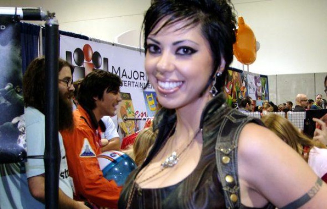 L'ex-actrice X, Satine Phoenix, au Comic-Con, le 24 juillet 2010 L'ex-actrice X, Satine Phoenix, au Comic-Con, le 24 juillet 2010