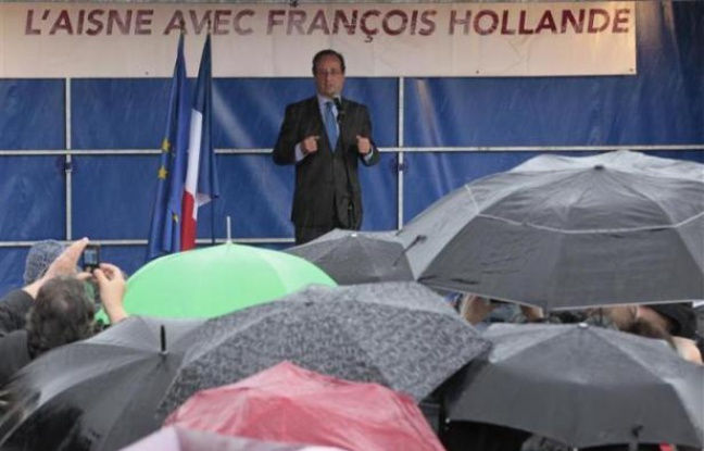 François Hollande en meeting à Hirson, dans l'Aisne, le 24 avril 2012. François Hollande en meeting à Hirson, dans l'Aisne, le 24 avril 2012.
