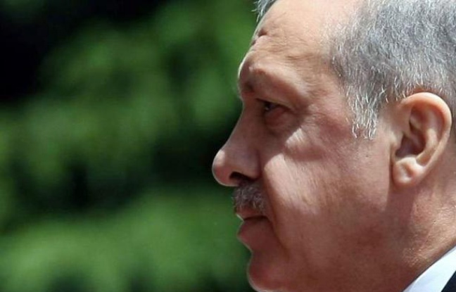 L'Otan tient une réunion d'urgence à la demande de la Turquie après la destruction en vol de l'un de ses avions militaires par la Syrie, où des combats d'une violence inédite se déroulent autour de positions de la Garde républicaine dans la périphérie de Damas. L'Otan tient une réunion d'urgence à la demande de la Turquie après la destruction en vol de l'un de ses avions militaires par la Syrie, où des combats d'une violence inédite se déroulent autour de positions de la Garde républicaine dans la périphérie de Damas.