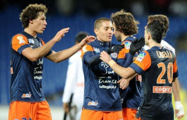 Montpellier a arraché mercredi son billet pour les demi-finales de la Coupe de la Ligue en venant à bout de Nice (3-2), imité plus tard par Lille, sorti vainqueur de Bastia (3-0), au terme d'un quart de finale interrompu pendant 20 minutes après l'agression d'un arbitre assistant. Montpellier a arraché mercredi son billet pour les demi-finales de la Coupe de la Ligue en venant à bout de Nice (3-2), imité plus tard par Lille, sorti vainqueur de Bastia (3-0), au terme d'un quart de finale interrompu pendant 20 minutes après l'agression d'un arbitre assistant.