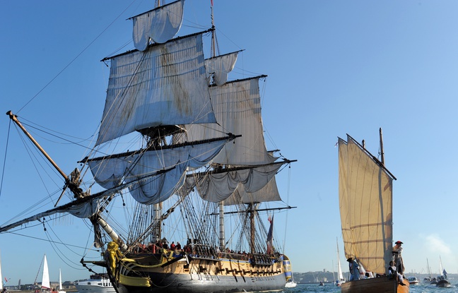 L'«Hermione» quitte le port de Brest pour rejoindre Bordeaux, le 17 août 2015. L'«Hermione» quitte le port de Brest pour rejoindre Bordeaux, le 17 août 2015.