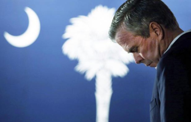 Jeb Bush lors d'un meeting électoral à Beaufort, Caroline du sud le 16 février 2016 Jeb Bush lors d'un meeting électoral à Beaufort, Caroline du sud le 16 février 2016