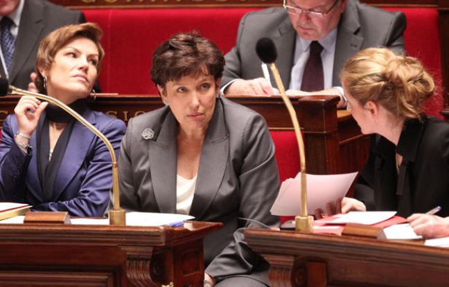 De gauche à droite, la ministre des Sports Chantal Jouanno, la ministre des Solidarité Roselyne Bachelot-Narquin et la ministre de l'Ecologie et du développement durable Nathalie Kosciusko-Morizet lors des question au gouvernement le 12 janvier 2011 à l'Assemblée nationale à Paris. De gauche à droite, la ministre des Sports Chantal Jouanno, la ministre des Solidarité Roselyne Bachelot-Narquin et la ministre de l'Ecologie et du développement durable Nathalie Kosciusko-Morizet lors des question au gouvernement le 12 janvier 2011 à l'Assemblée nationale à Paris.