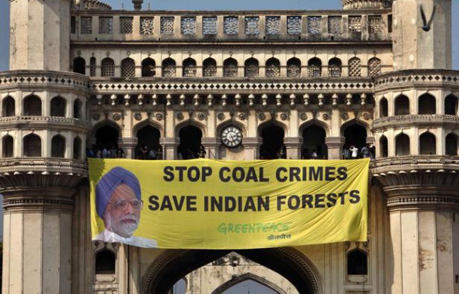 Manifestation de Greenpeace à Hyderabad, en Inde, à l'occasion de l'ouverture de la conférence des Nations unies sur la biodiversité, le 8 octobre 2012. Manifestation de Greenpeace à Hyderabad, en Inde, à l'occasion de l'ouverture de la conférence des Nations unies sur la biodiversité, le 8 octobre 2012.