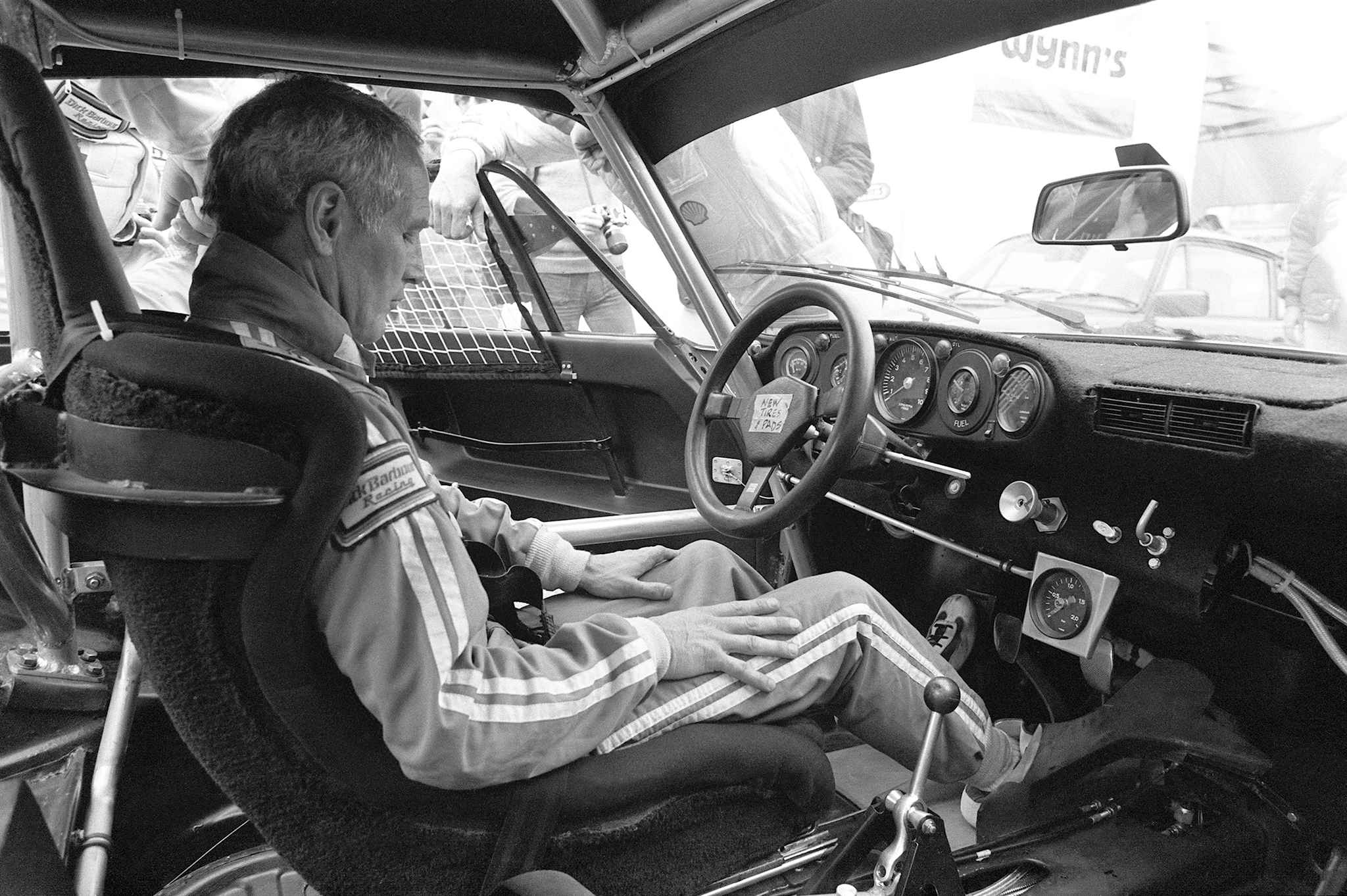 VIDEO. 24 Heures du Mans De McQueen à Dempsey... Les acteurs de cinéma qui ont roulé VIDEO. 24 Heures du Mans De McQueen à Dempsey... Les acteurs de cinéma qui ont roulé